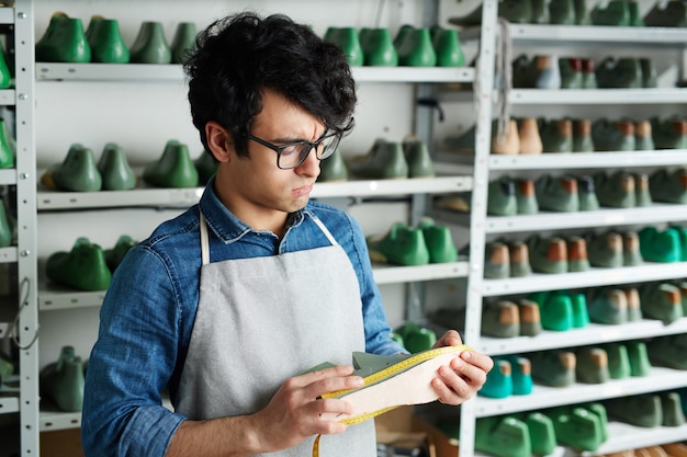 10 Essential Factors to Keep in Mind for Launching a Small Business