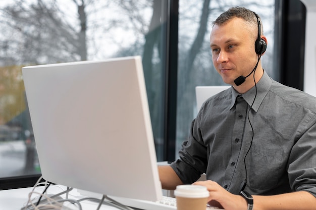 The Distinct Differences Between Cold Calling and Telemarketing